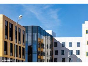 Local bureaux 150 m²