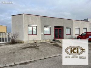 Local 13 m² Cranves sales