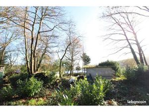 Terrain 30 030 m² Caurel