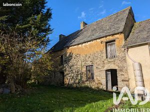 Longère 4 pièces 140 m²