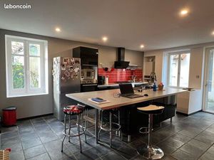 Maison rénovée centre Ruelle-sur-Touvre – Secteur très calme – Tout Commerces & marché à 2