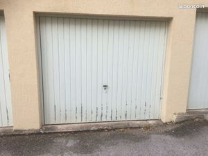 Garage à vendre à Sanary