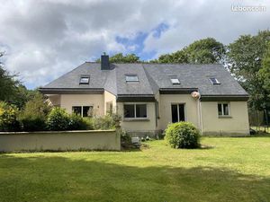 Maison 7 pièces 280 m²