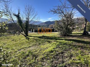 Terrain 814 m² Jaujac