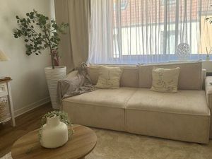 Duplex 2 pièces 49 m² 2 Pièces · Entièrement rénové avec goût · Quartier Saint-Pierre