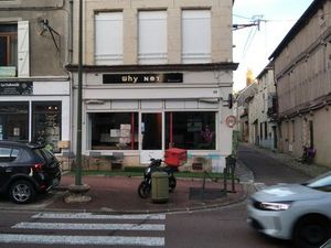 Immeuble Locol commercial+appartement