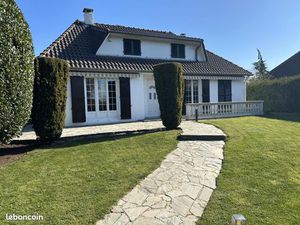 Pavillon 5 pièces 201 m²