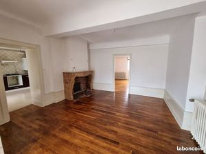 Loue appartement 5 pièces plus loggia -114 m² - Dole centre ville