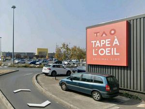 Local commercial à louer emplacement N°1