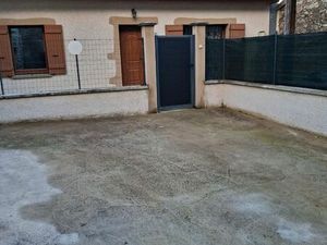 Maison meublé situé à vion maison individuelle meublé ■ il vous sera demandé situvos 3 der