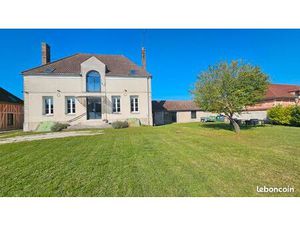 Maison 200m2 et dépendance de 40m2 sur 1600m2