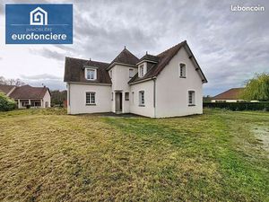 Maison 8 pièces 183 m²