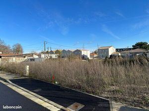 Terrain 270 m2 Eysines Viabilisé et Libre de constructeur