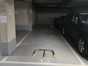 Location double parking en enfilade au sous sol d'une résidence sécurisée de 2021 à 500 m 