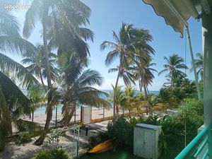 Guadeloupe Sainte Anne appartement en bord de mer