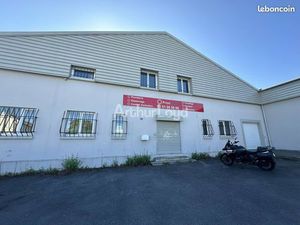 Local d'activité 430 m²