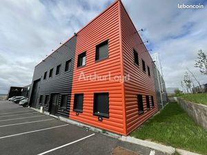 Local d'activité 720 m²