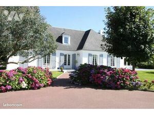 Pavillon 5 pièces 219 m²