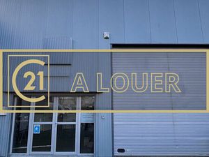 Local 204 m² DEMOUVILLE