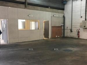 Local d'activité 568 m²