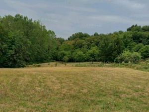 Terrain 1 700 m² Marcillac Saint Quentin