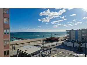 Appartement F2 cabine rénové vue mer plage