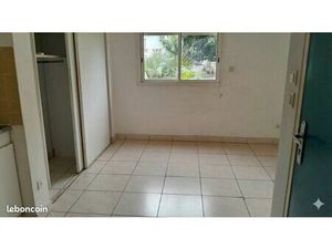 Studio 1 pièce 21 m²