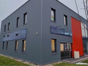 À VENDRE – LOCAL PROFESSIONNEL D’EXCEPTION – 92 m² + 5 PARKINGS PRIVÉS