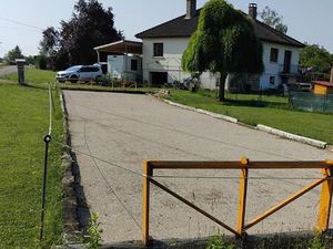 Maison sur sous sol . 6 pièces