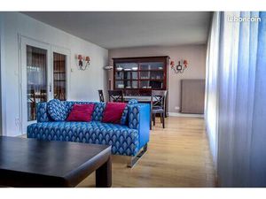 Grand appartement meublé