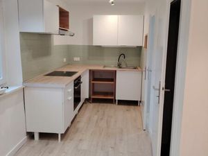 À louer : appartement lumineux de 2 pièces (env. 55 m²) à Schoeneck