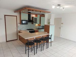 Rare - F2 Esplanade de la Brasserie + Garage