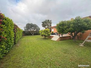 Villa familiale -4 faces- 130m2 habitables sur 840m2 de terrain arboré-Saint Hippolyte