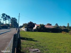 Terrain 345 m² Ares