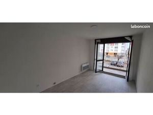 Studio 25.4m2 avec balcon et parking
