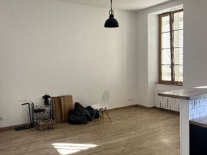 Appartement T2 de caractère – 57 5 m² – Verdelais (Cadre Château / Parc)