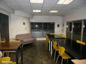 Bureaux professionnels (160 m2) avec parkings privés + cave – Centre-ville de Forbach