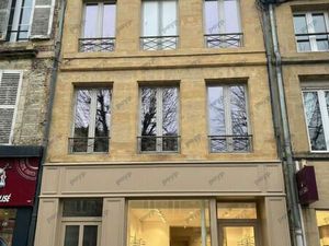 Local commercial 65 m²