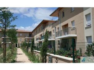 T2 44 M² St gilles 30800_114 595 (parking inclus)