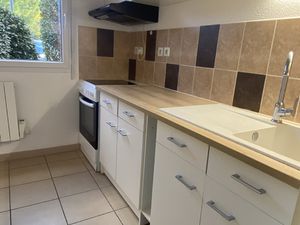 APPARTEMENT TERRASSE PARKING DANS RESIDENCE SECURISEE