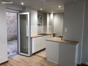 Appartement hypercentre de Valence avec cour  55m2