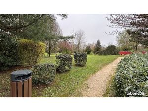 Local d'activité 500 m²