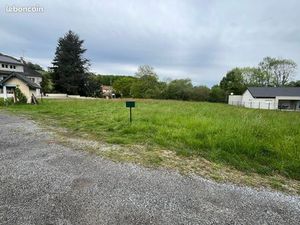 Terrain constructible  Artiguelouve   10 min de Pau