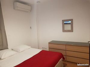 Chambre à louer avec salle de bain privative