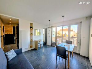 T1 bis entièrement rénové et meublé