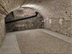 Superbe cave rénovée - Tuileries - 29 Juillet