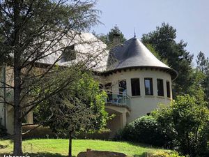 Maison 8 pièces 231 m²