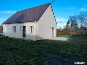 Maison 2016 avec garage – 3 chambres – état impeccable