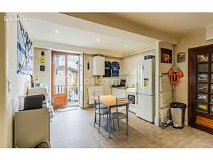 Appartement 1 pièce 61 m²