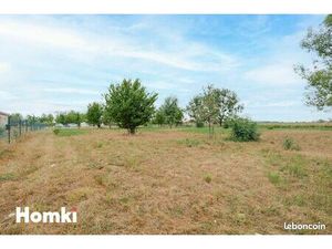 Terrain 1 000 m² Longages